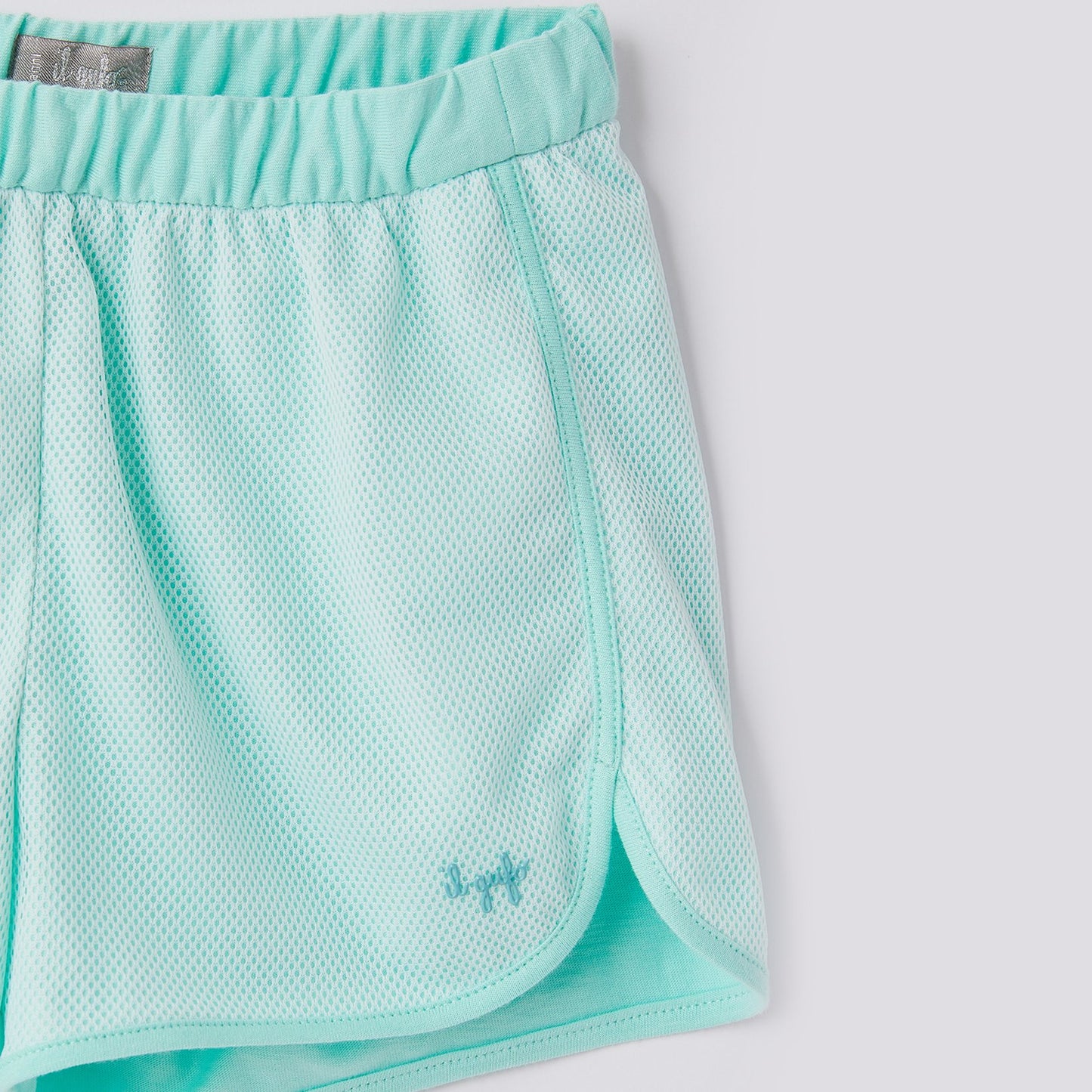 女童湖绿色短裤