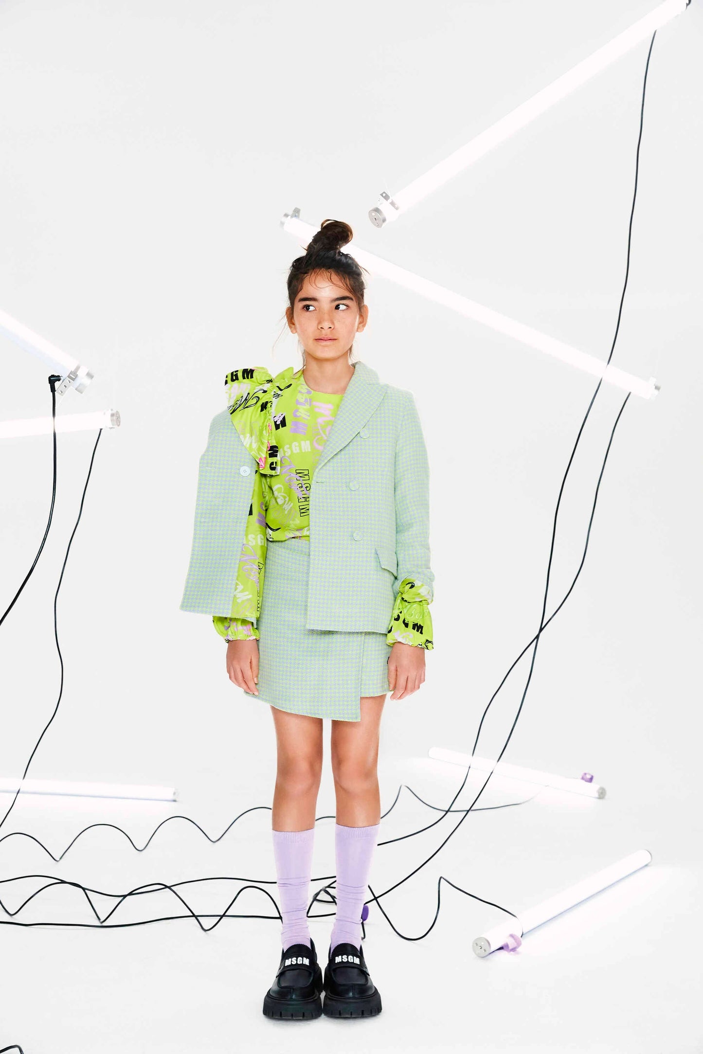 女童绿色格子短裤