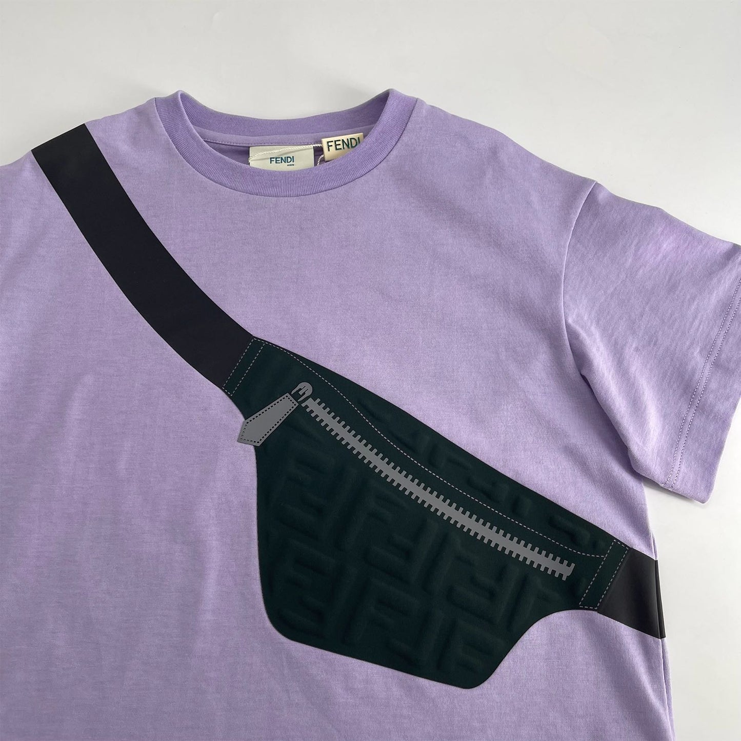 儿童紫色印花棉T恤