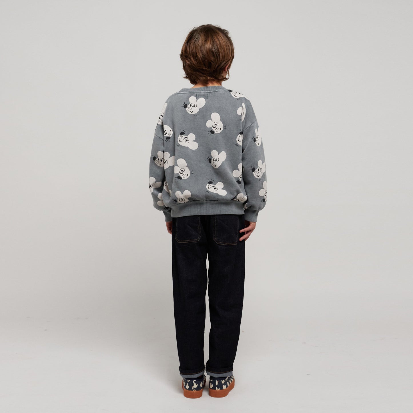 儿童藏青色牛仔裤