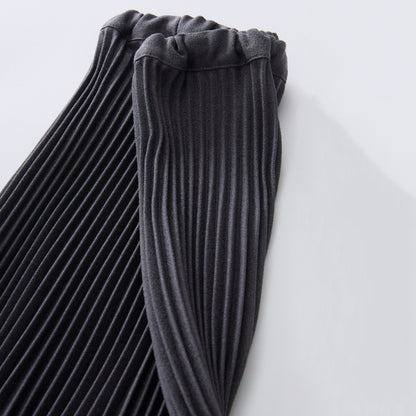 女童木炭色百褶短裙